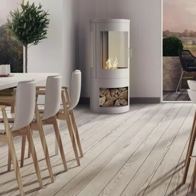 Howarth White